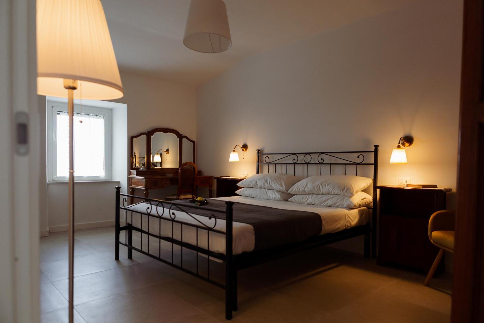 Castro dei Volsci Residenza Il Panorama Della Ciociaria B&B 외부 사진